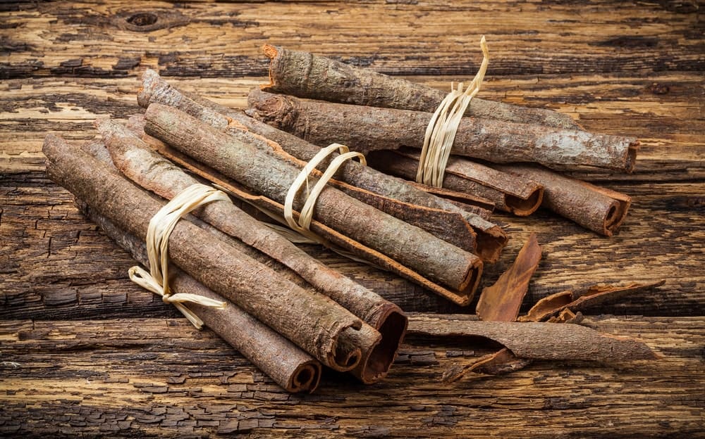 What is the French word for Cinnamon?