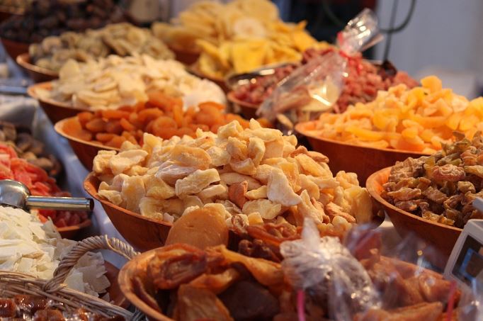 List of Dry Fruits in Portuguese 