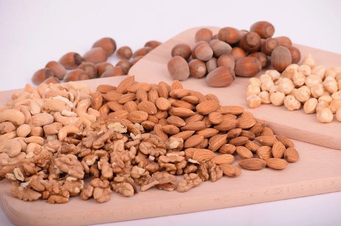 List of Nuts in Portuguese 