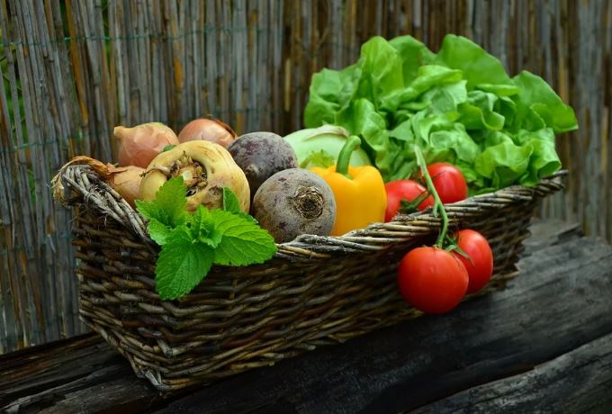 A beautiful Italian vegetable basket